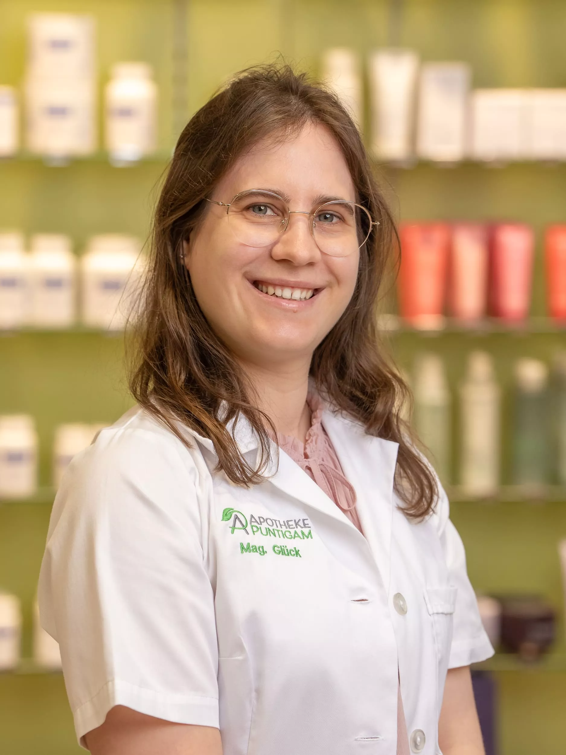 Mag. pharm. Maria Glück – Pharmazeutin in der Apotheke Puntigam